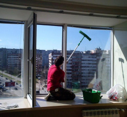 Мытье окон в однокомнатной квартире Людиново
